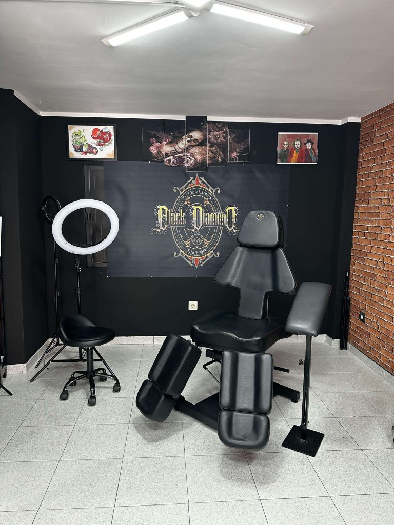 Black Diamond Tattoo Mallorca S